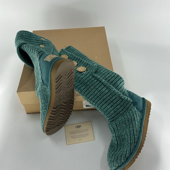UGG Women’s Classic Cardy Knit Green Boots Size 5 - Picture 3 of 17